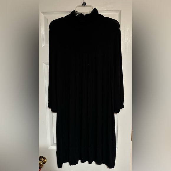 Knit Knee Length Dress - Picture 1 of 8